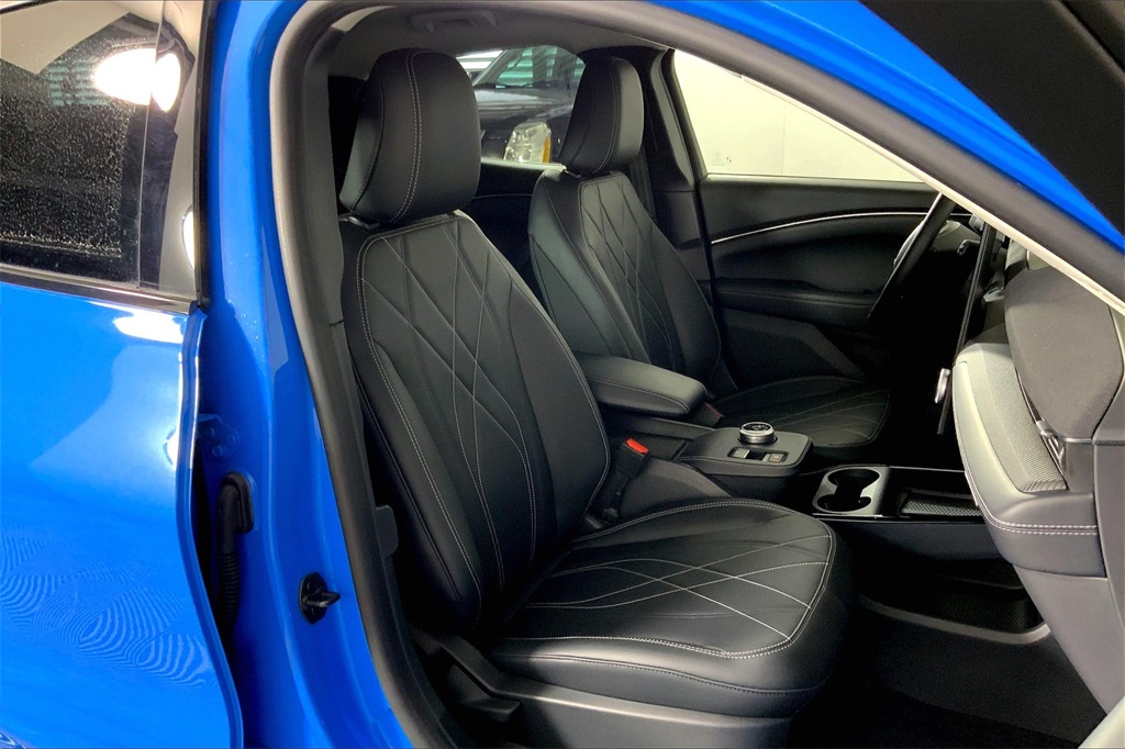2024 Ford Mustang Mach-E Select photo 6