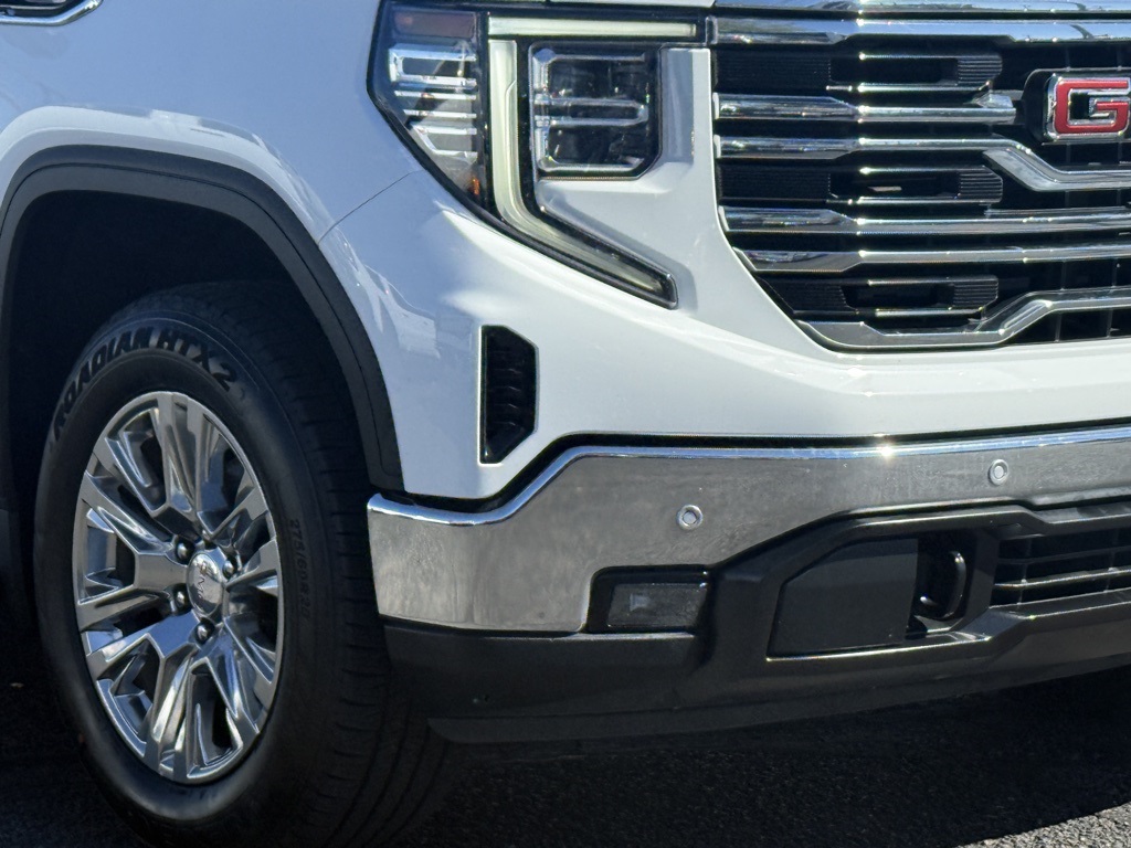 2022 Gmc Sierra SLT photo 2