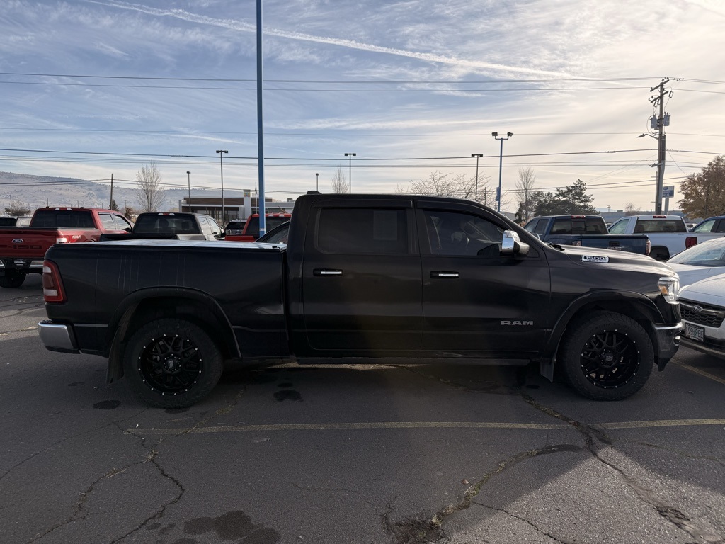 2019 Ram 1500 Laramie photo 3