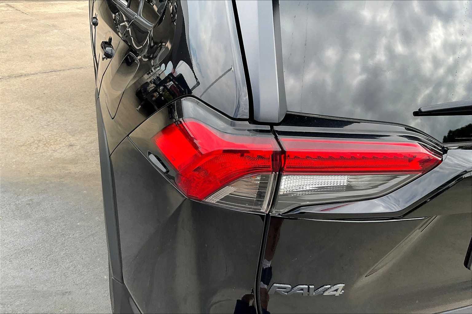 2024 Toyota RAV4 Adventure photo 20