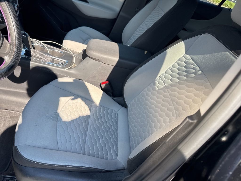 2020 Chevrolet Equinox LT photo 4