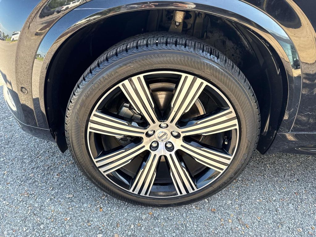 2023 Volvo XC90 Ultimate photo 4