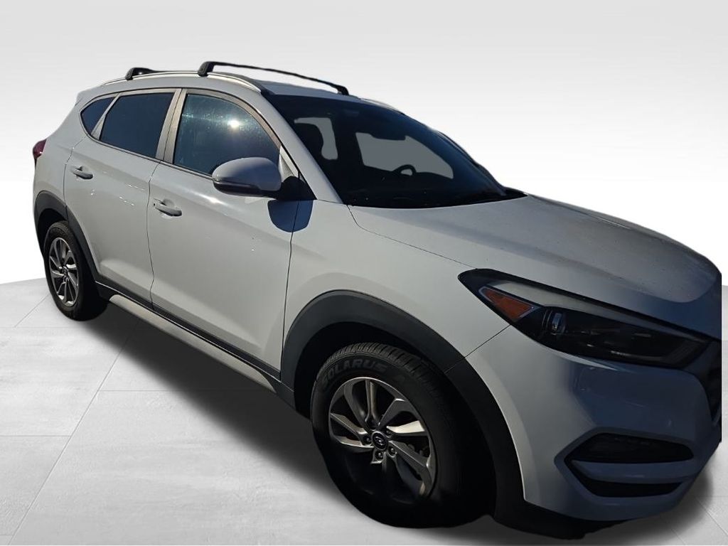 2018 Hyundai Tucson SEL Plus photo 2