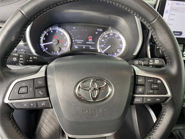 2023 Toyota Highlander XLE photo 15
