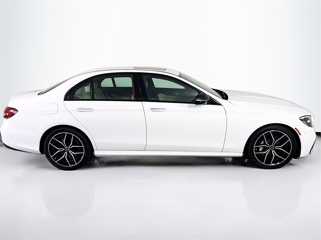 2023 Mercedes Benz E 350 photo 3