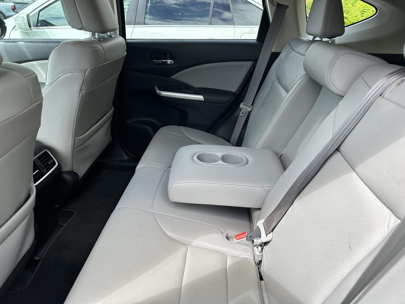 2016 Honda CR-V Touring photo 9