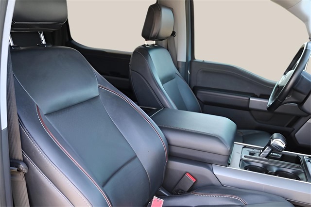 2023 Ford F-150 Lariat photo 18