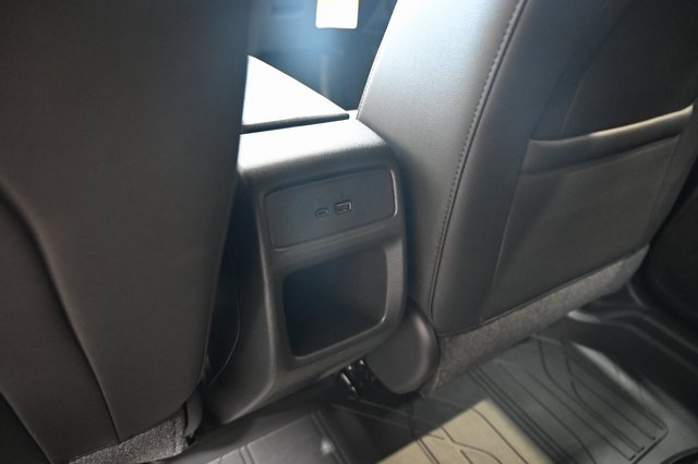 2025 Chevrolet Trax photo 21