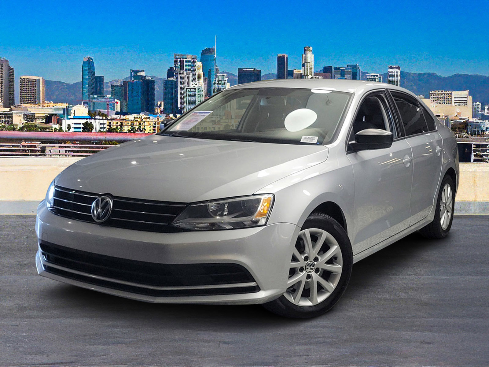 Used 2015 Reflex Silver Metallic Volkswagen 1.8T SE image 2