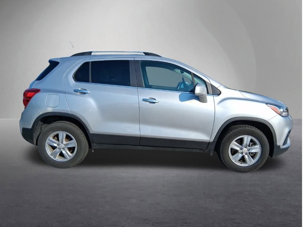 Used 2018 Chevrolet Trax LT with VIN KL7CJPSB8JB652966 for sale in Red Wing, Minnesota