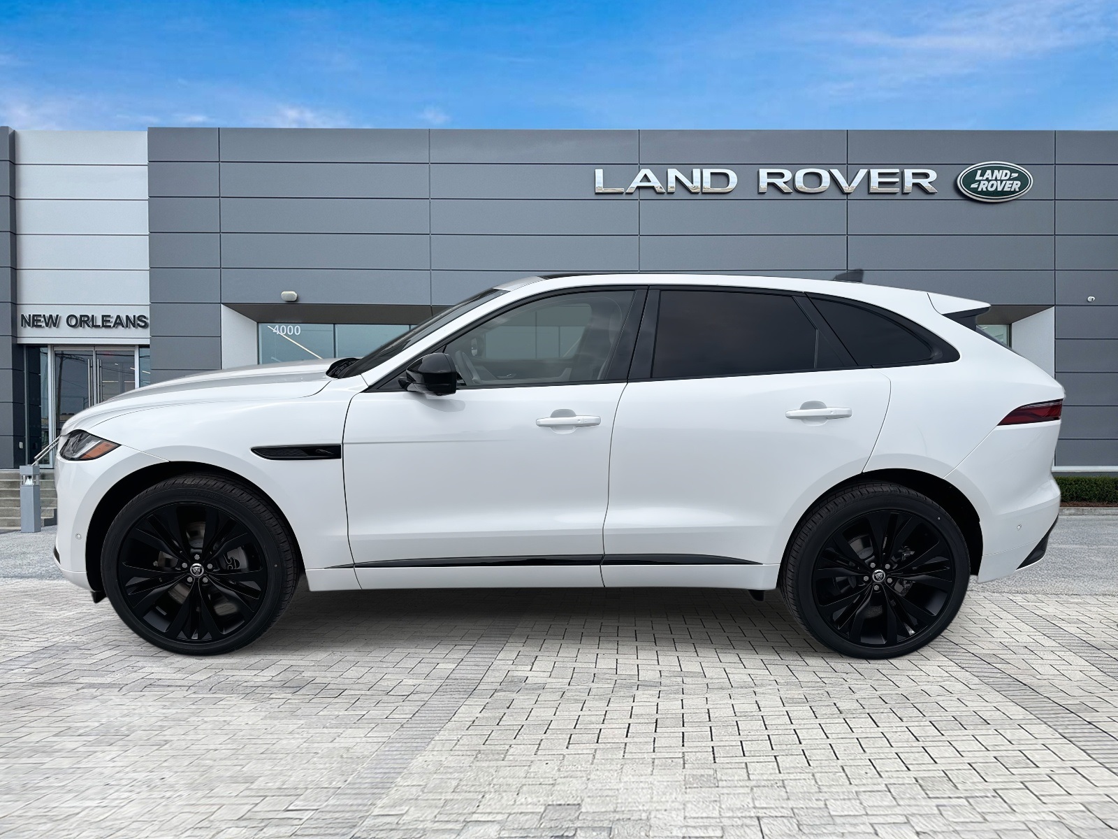 2026 Jaguar F-PACE P250 R-Dynamic S photo 2