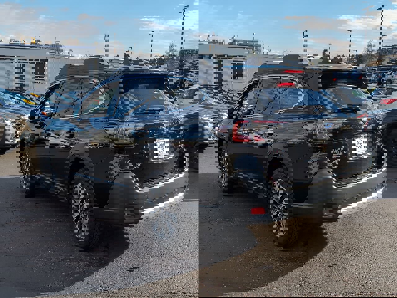 2023 Subaru Outback Touring photo 4