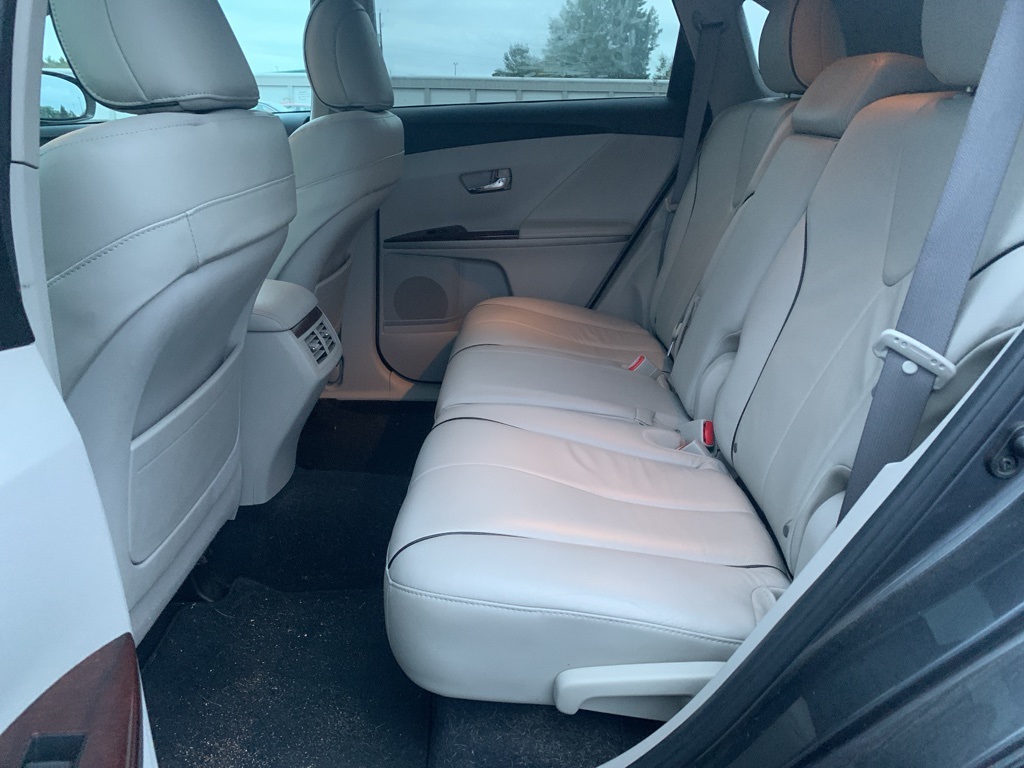 2011 Toyota Venza Base photo 12