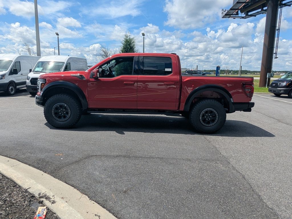 2025 Ford F-150 Raptor photo 7
