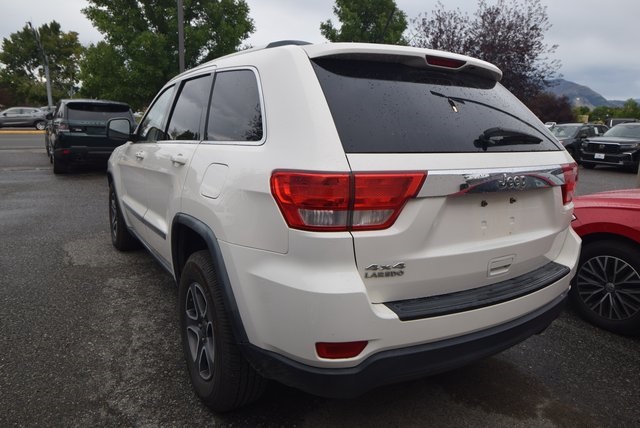 2011 Jeep Grand Cherokee Laredo photo 6