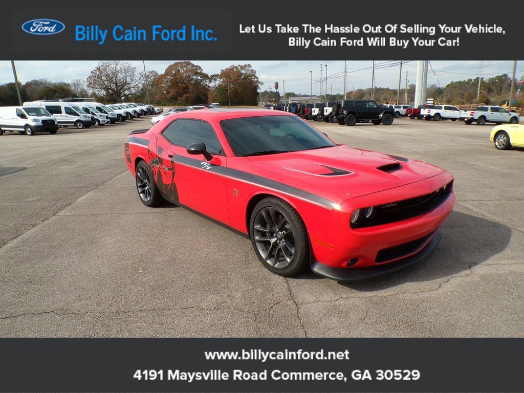 2023 Dodge Challenger R/T's photo