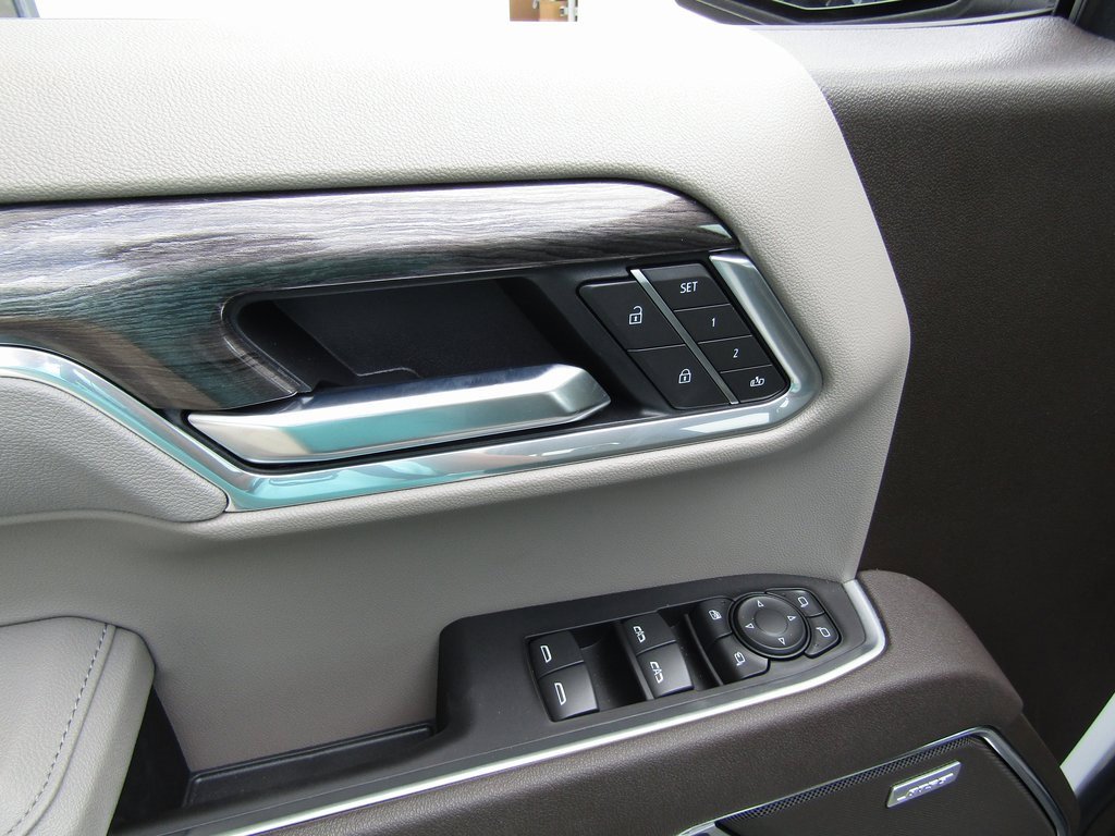 2025 Chevrolet Silverado 1500 LTZ photo 27