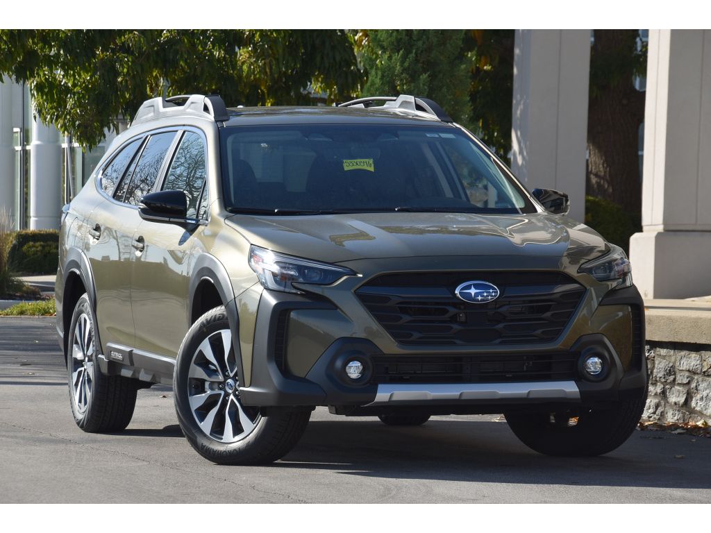2025 Subaru Outback Limited's photo