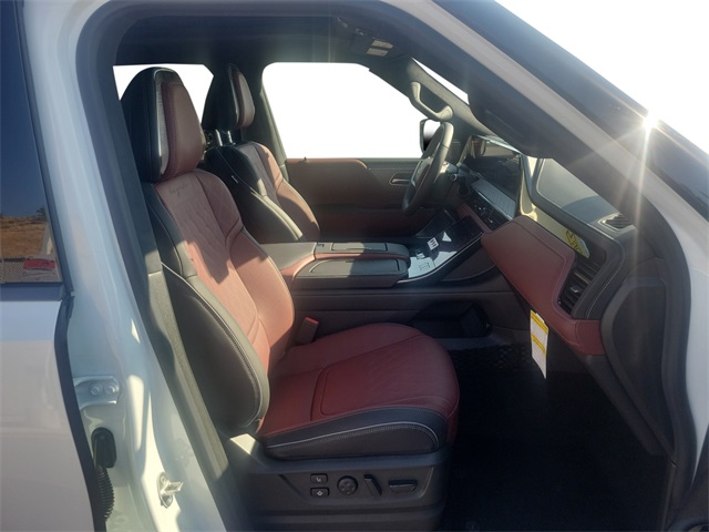 2026 Infiniti QX80 photo 15