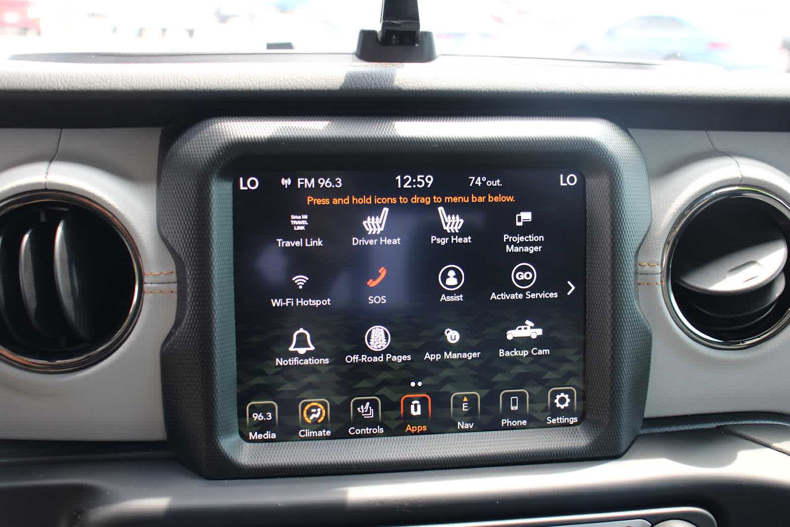 2022 Jeep Gladiator High Altitude photo 28