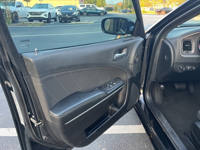 2021 Dodge Charger SXT photo 5