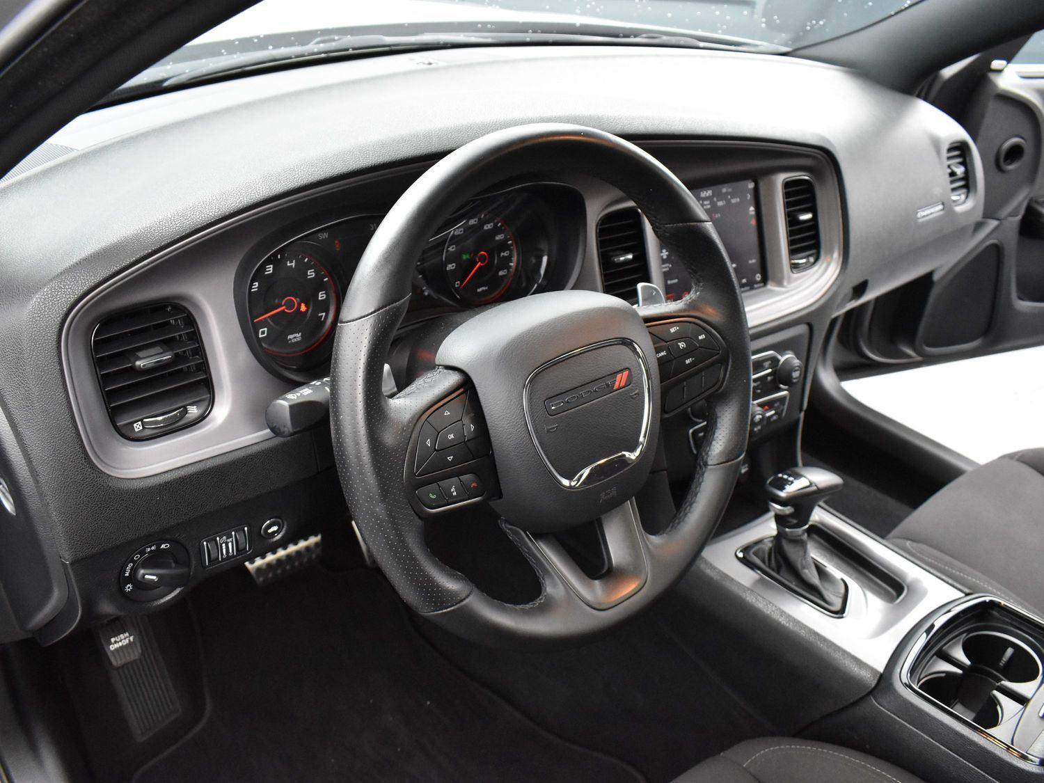 2023 Dodge Charger R/T photo 12