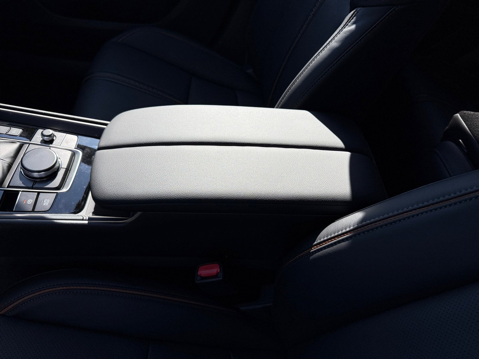 2025 Mazda CX-50 Premium photo 13