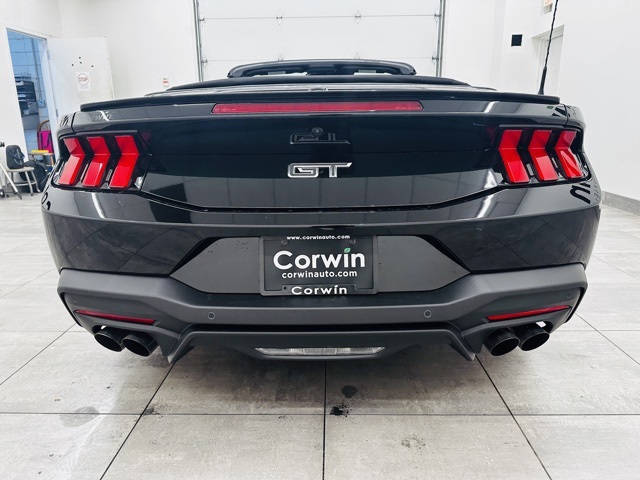2025 Ford Mustang GT Premium Convertible photo 7