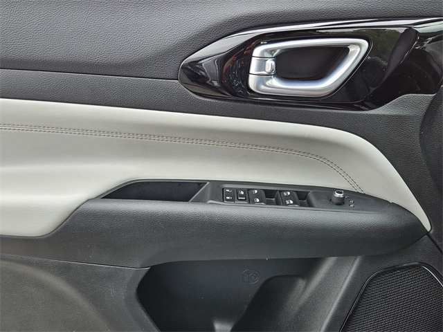 2024 Jeep Compass Limited photo 28