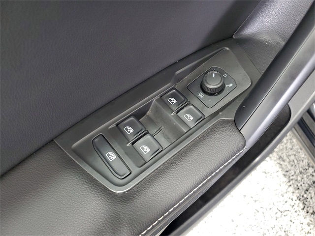 2024 Volkswagen Tiguan S photo 4