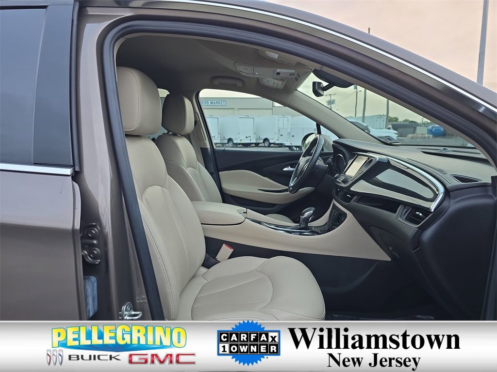 2017 Buick Envision Essence photo 25
