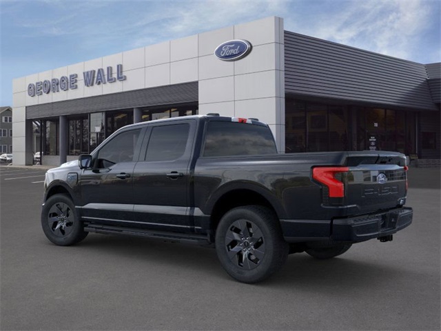 2025 Ford F-150 Lightning photo 4