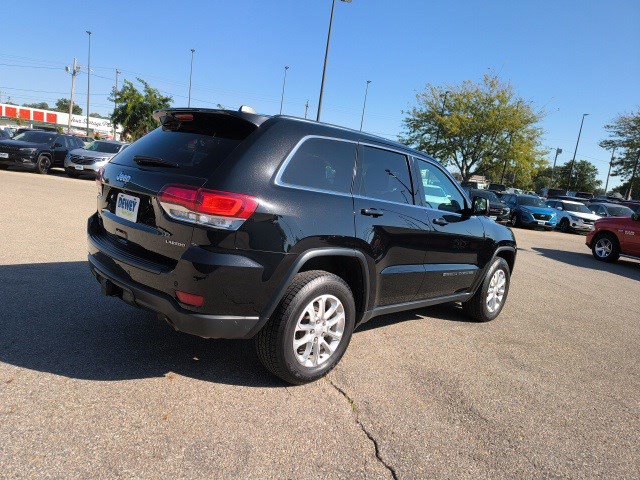 2022 Jeep Cherokee Laredo X photo 4