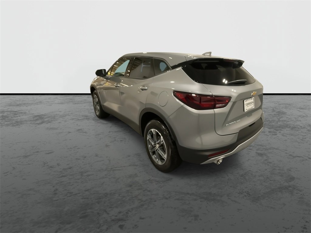 2025 Chevrolet Blazer 2LT photo 6