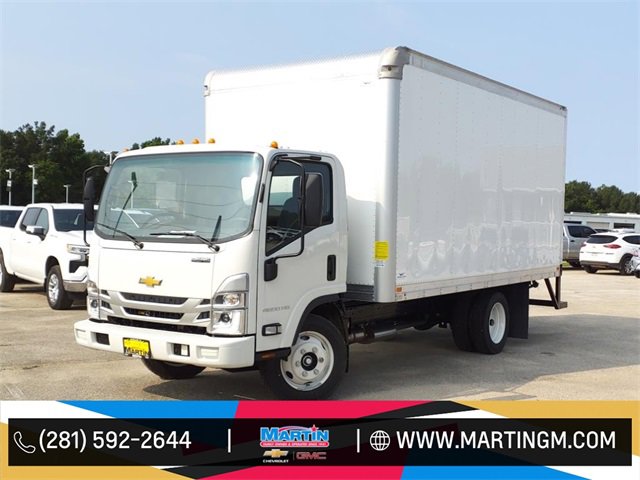 2024 Chevrolet Low Cab Forward Base's photo