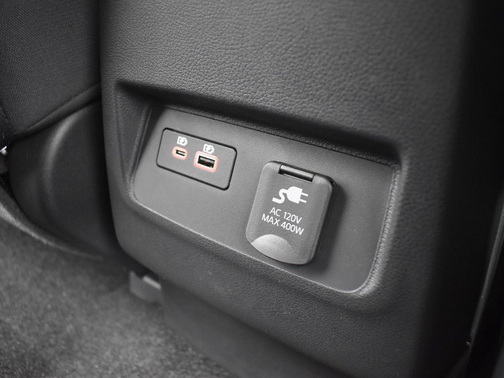 2025 Nissan Frontier SV photo 13