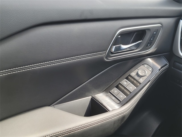 2026 Nissan Rogue Platinum photo 27