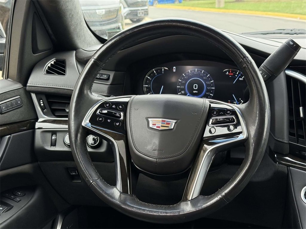 2019 Cadillac Escalade ESV Platinum photo 9