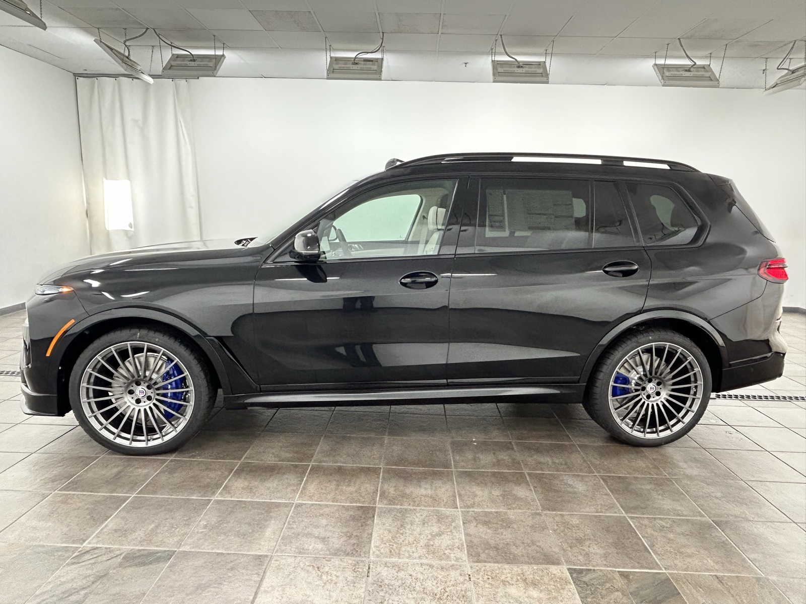 2026 Bmw X7 ALPINA XB7 photo 3