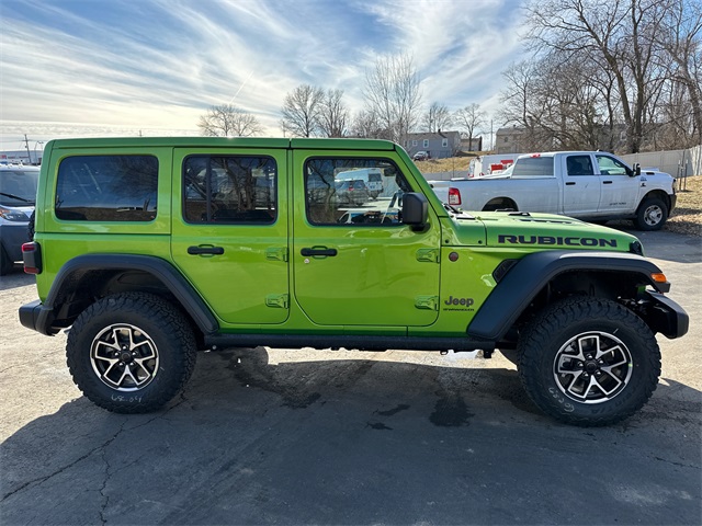 2025 Jeep Wrangler Rubicon photo 5