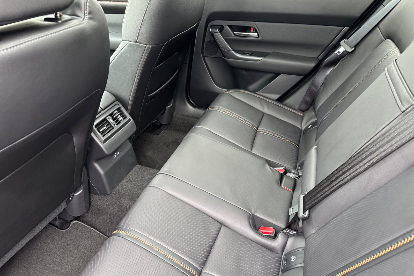 2025 Mazda CX-50 2.5 Premium Plus photo 11