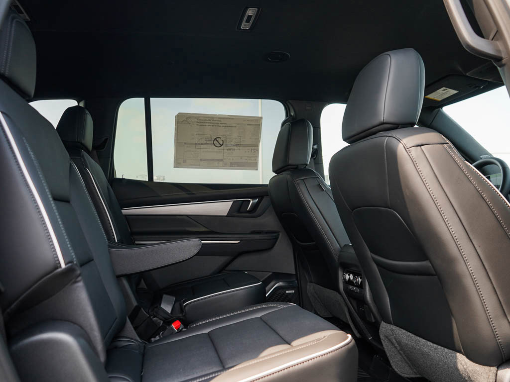 2026 Buick Enclave Preferred photo 10