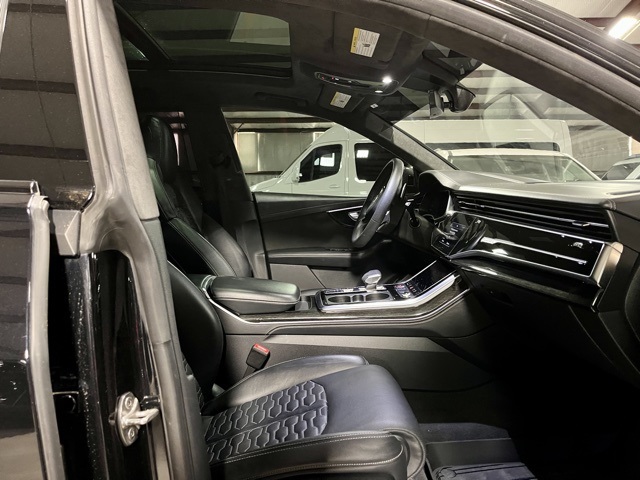 2021 Audi RS Q8 photo 11