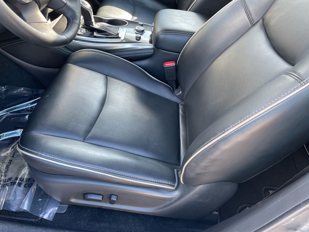 2020 Infiniti QX60 Pure AWD photo 2