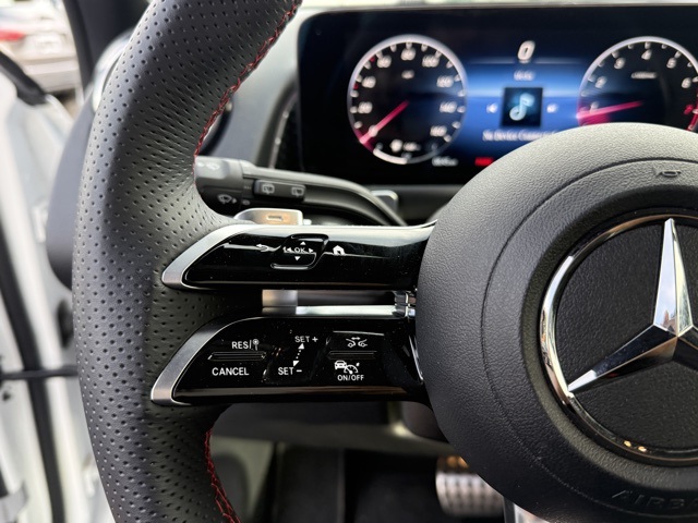 2025 Mercedes Benz GLB 250 4MATIC photo 14