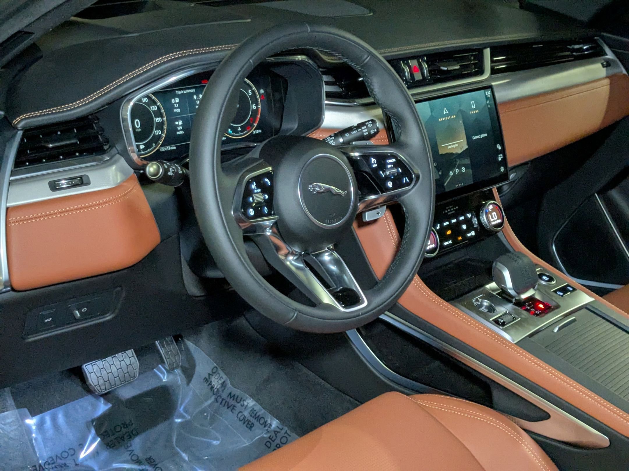 2026 Jaguar F-PACE P250 R-Dynamic S photo 3