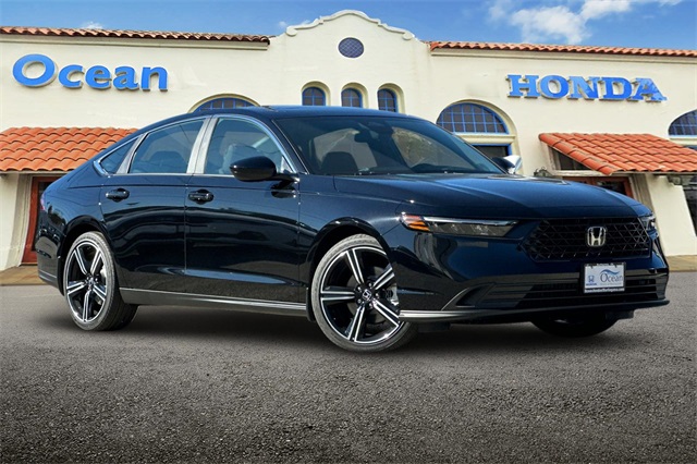 2025 Honda Accord Hybrid Sport photo 2