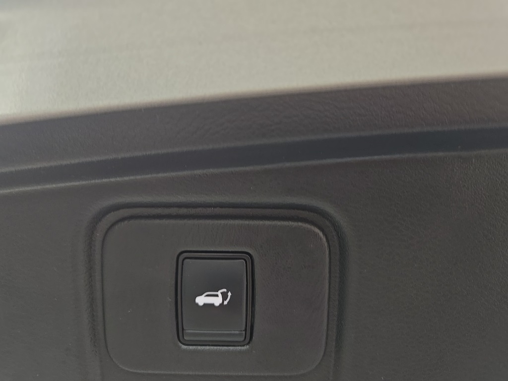 2023 Nissan Murano SV photo 30