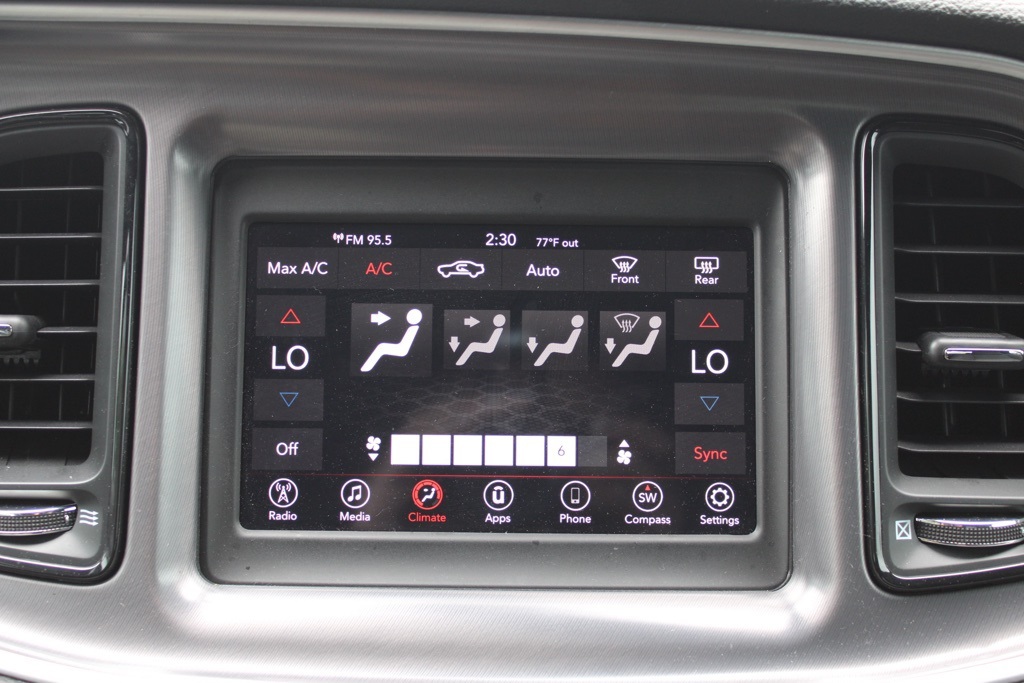 2019 Dodge Challenger SXT photo 24