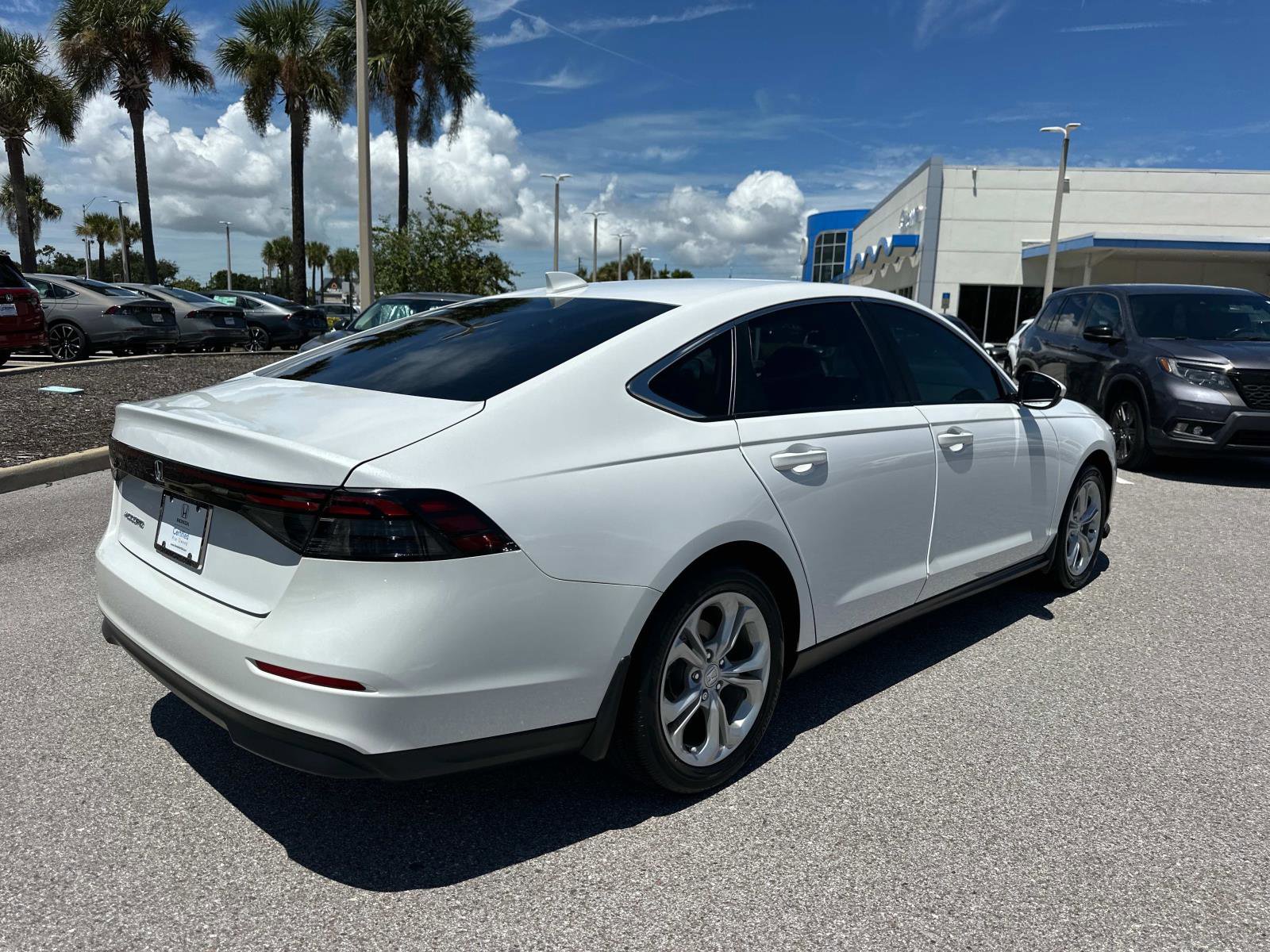2023 Honda Accord LX photo 3